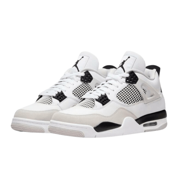 Air Jordan 4 (Military Black)